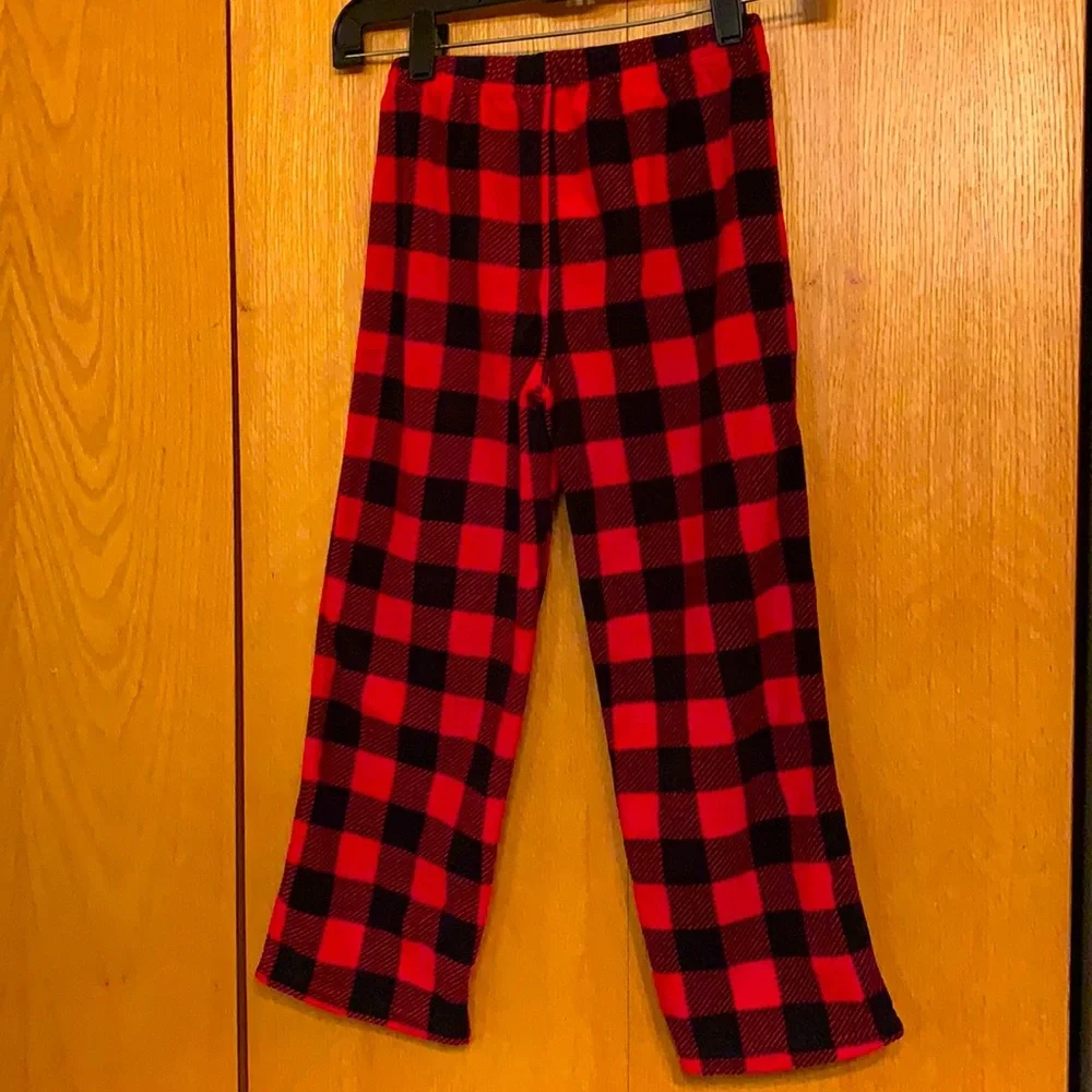 Carter’s boys size 7 red black Buffalo check plaid pajama pants fleece like new